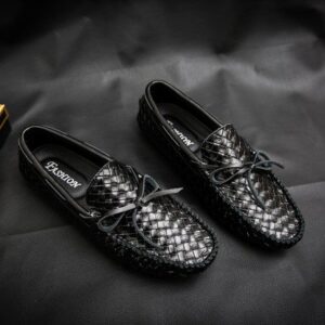 chaussures hommes britannique tod's en cuir tissé pu avec lactes. LIVRAISON DAKAR - SENEGAL