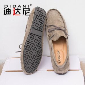 chaussures hommes britanniques style tod's en cuir daim pu confortable. LIVRAISON DAKAR - SENEGAL
